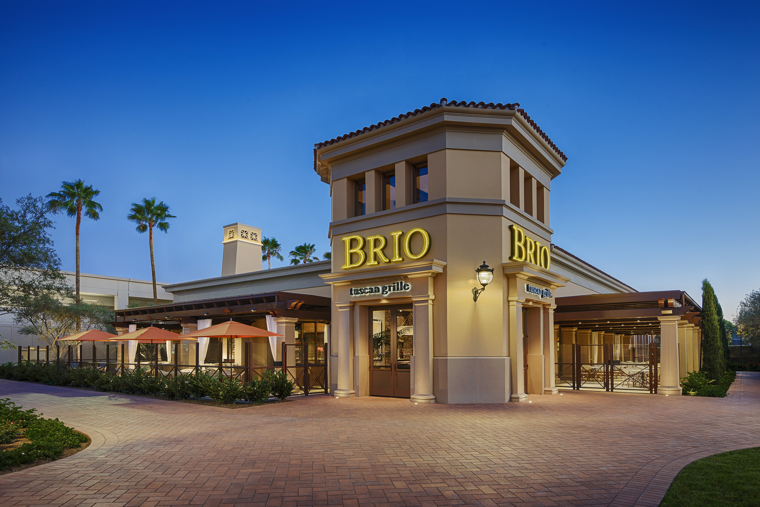 BRIO RESTAURANT - SHOT BY BILL HALL